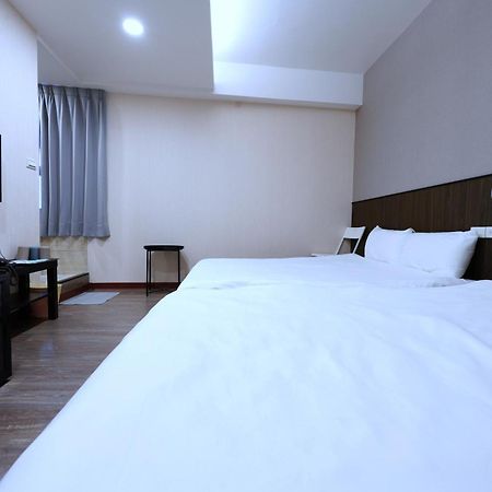 可青大飯店grand Ke-Cing Hotel Yilan Kültér fotó
