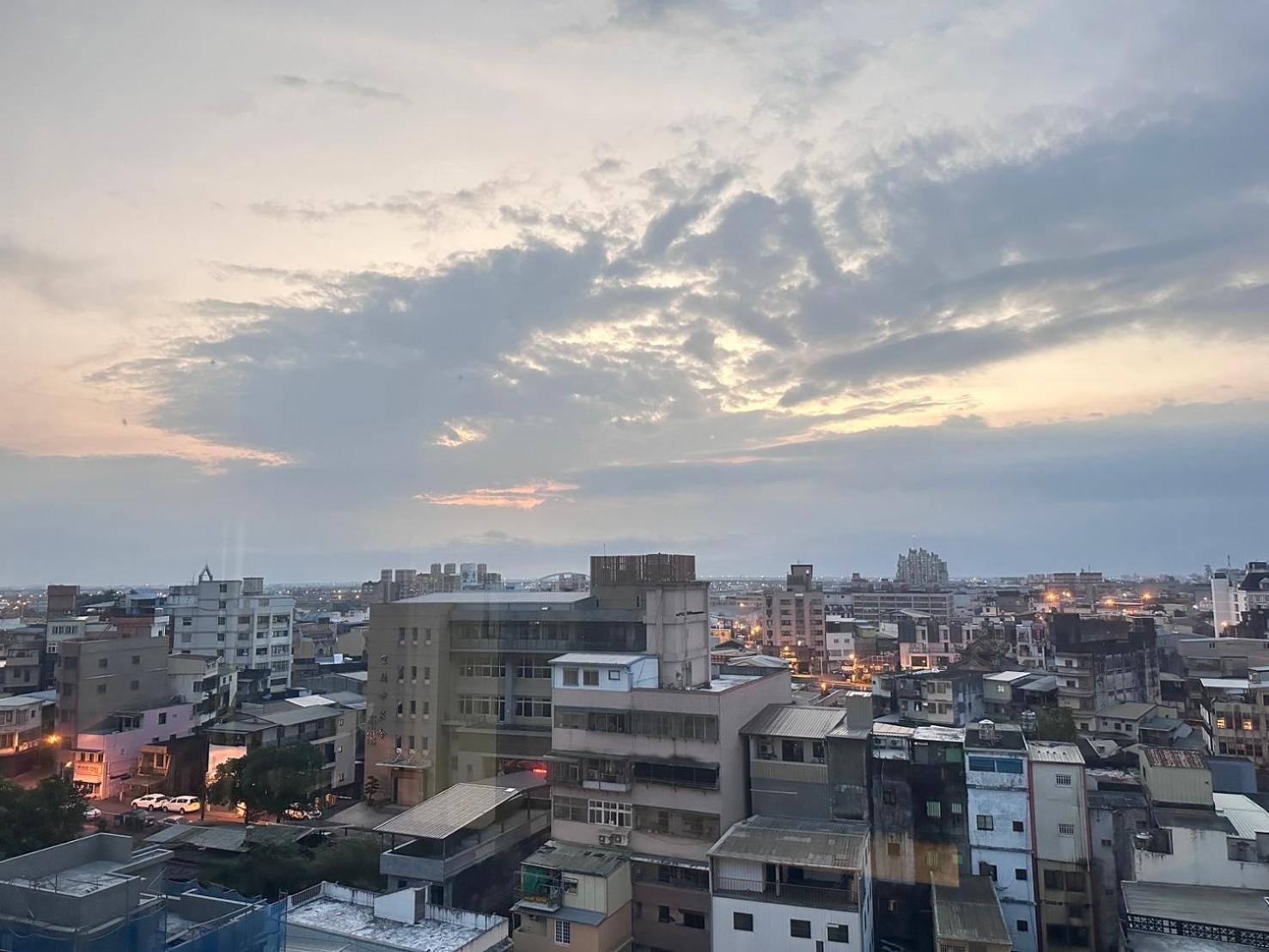 可青大飯店grand Ke-Cing Hotel Yilan Kültér fotó